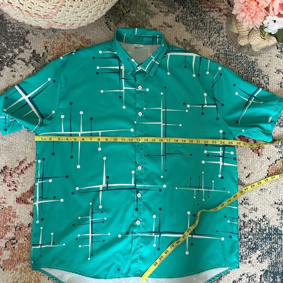 Teal Geometric Men's Button Down Short Sleeve Beach Summer Shirt - Picture 8 of 11